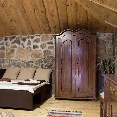 Ferienwohnung Solovi Dvori Karlobag Exterior foto