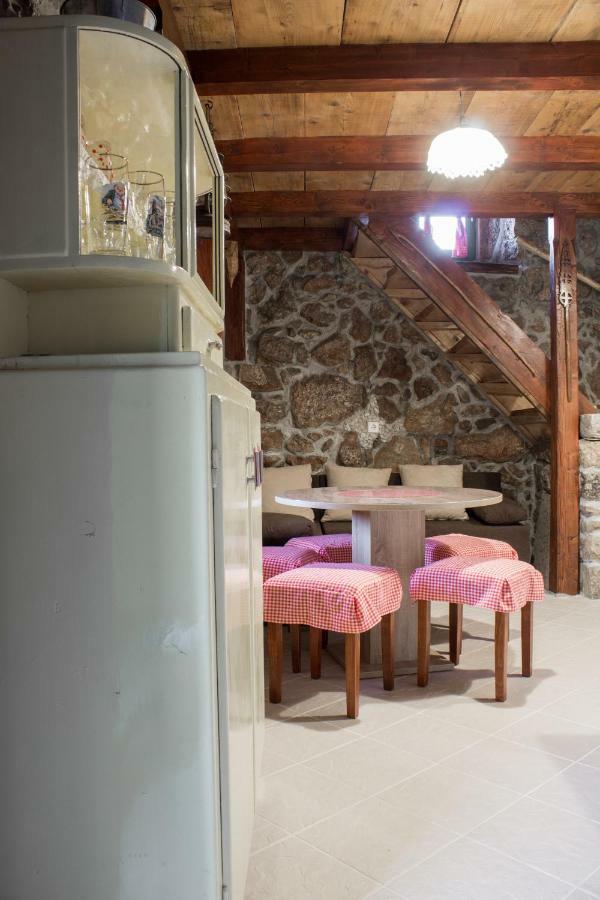 Apartment Solovi Dvori Karlobag