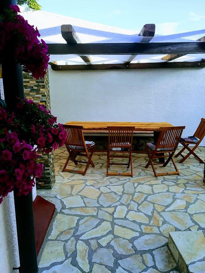 Solovi Dvori Apartment